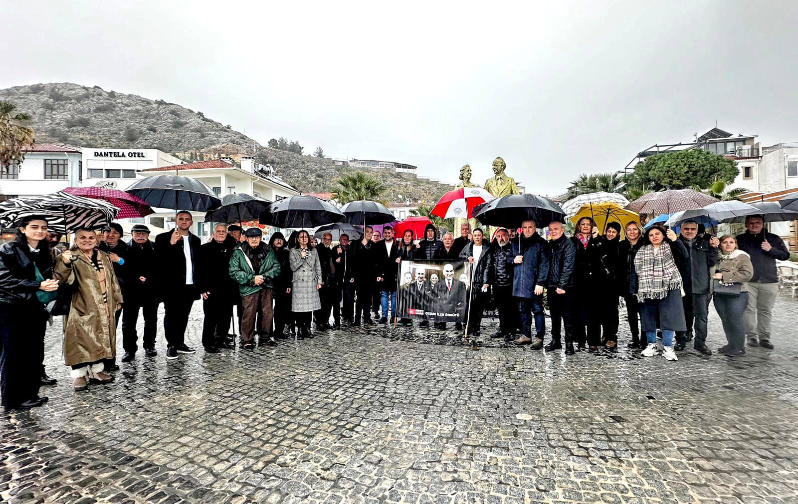 İsmet İnönü, vefatının 52. yılında Çeşme’de anıldı