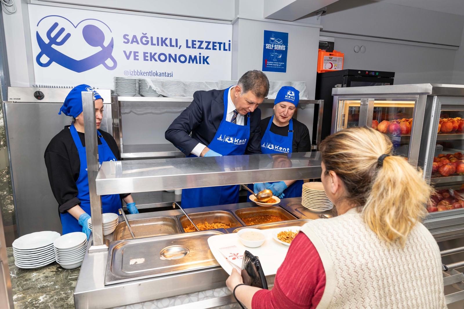 İzmir’de 25 liralık sofra