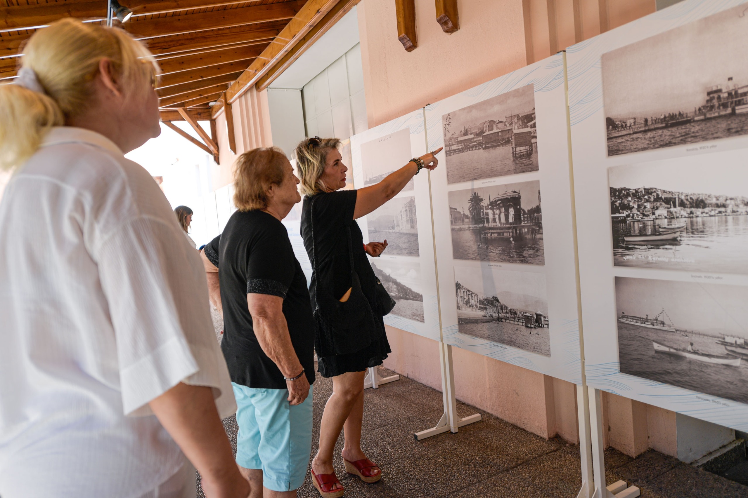 İzmirlilerin denizle ilişkisi sergiye dönüştü