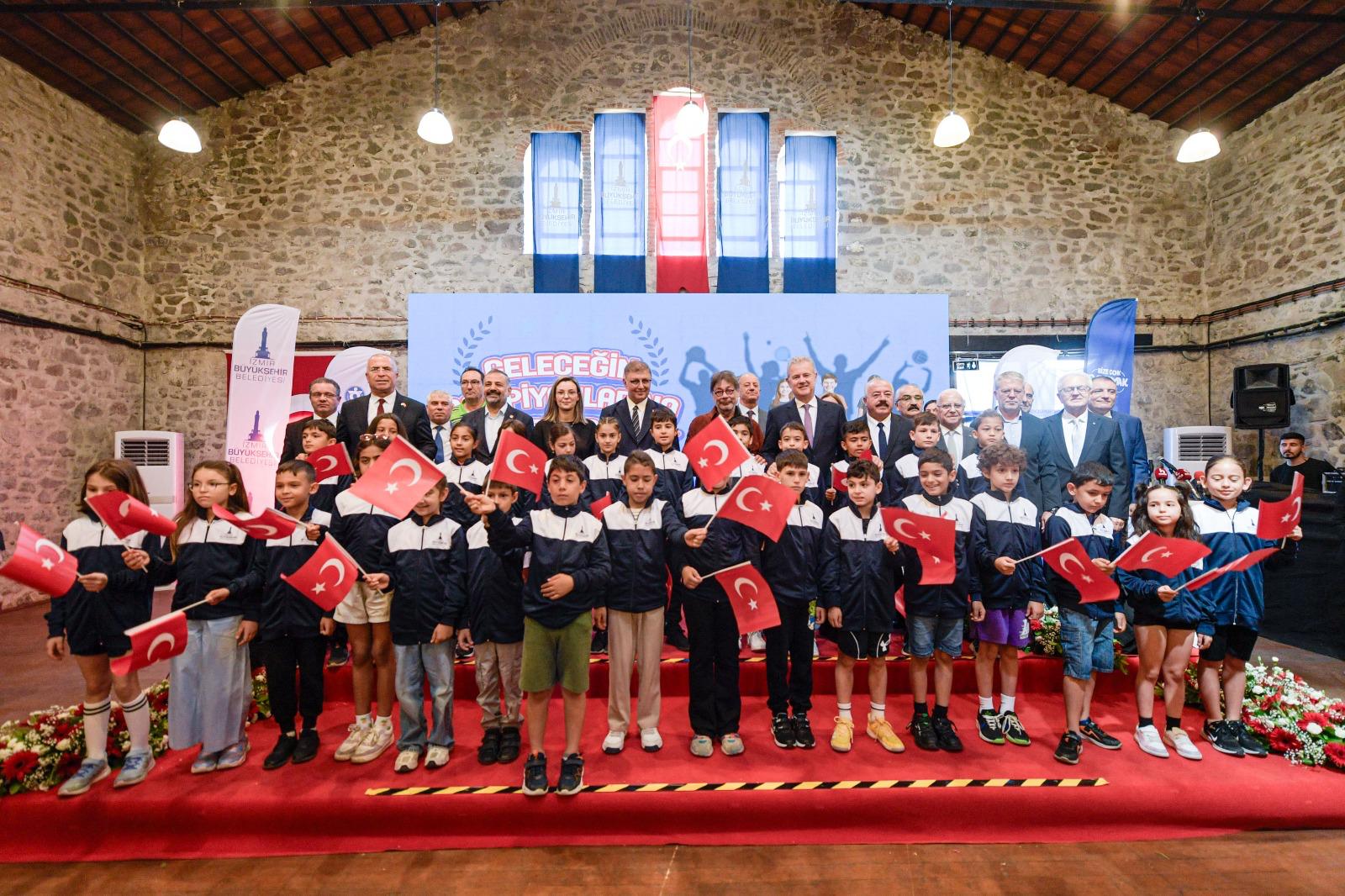 Başkan Tugay “Geleceğin Şampiyonları” projesini tanıttı