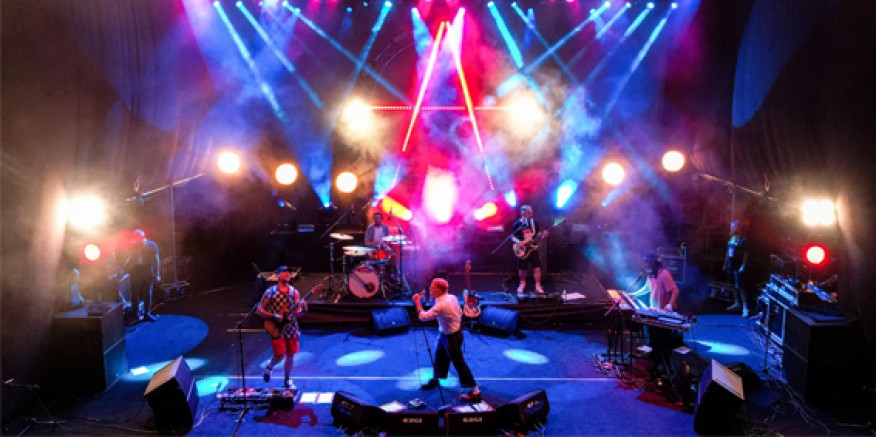 92. İzmir Enternasyonal Fuarı’nı müziğin enerjisi sardı