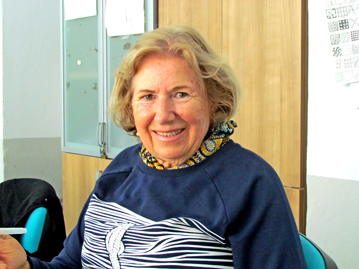 Çeşme Rumeli Mübadilleri Derneği’nde Yeni Başkan Zarife Büyüksomalı Oldu