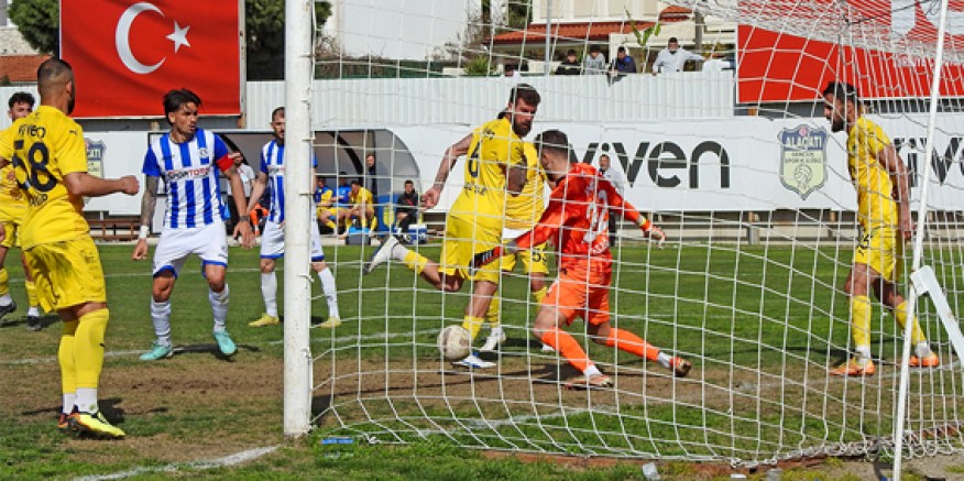 Alaçatıspor sahasında 2-0 galip
