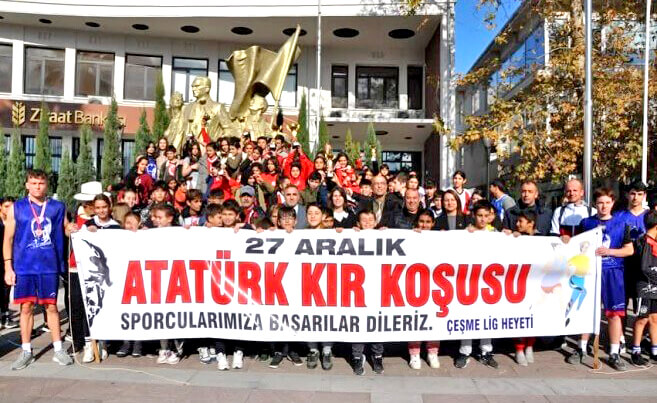 Atatürk Kır Koşusu Çeşme'de gerçekleştirildi