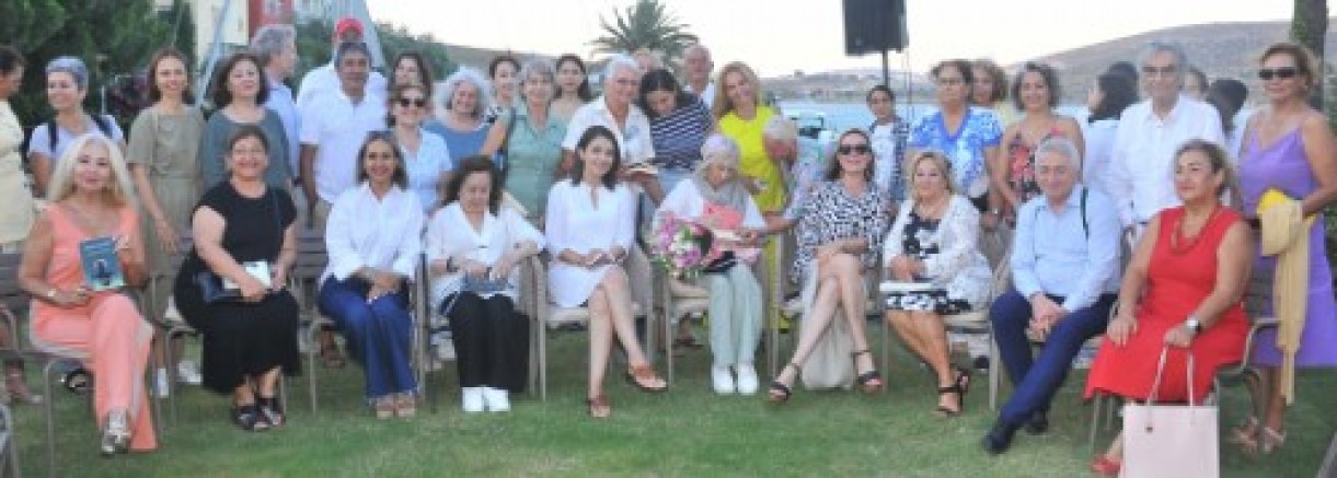 Ayşe Kulin, Port Alaçatı Hotel’deydi