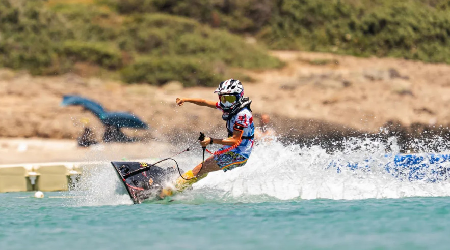 MotoSurf Heyecanı Çeşme'de Başladı