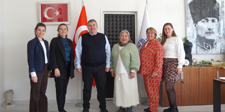 Başkan Oran, Alaçatılı kadınlara seslendi;     “Gelin, Alaçatı Kadın Girişimi Üretimi ve   İşletme Kooperatifi’ni hep birlikte kuralım!”