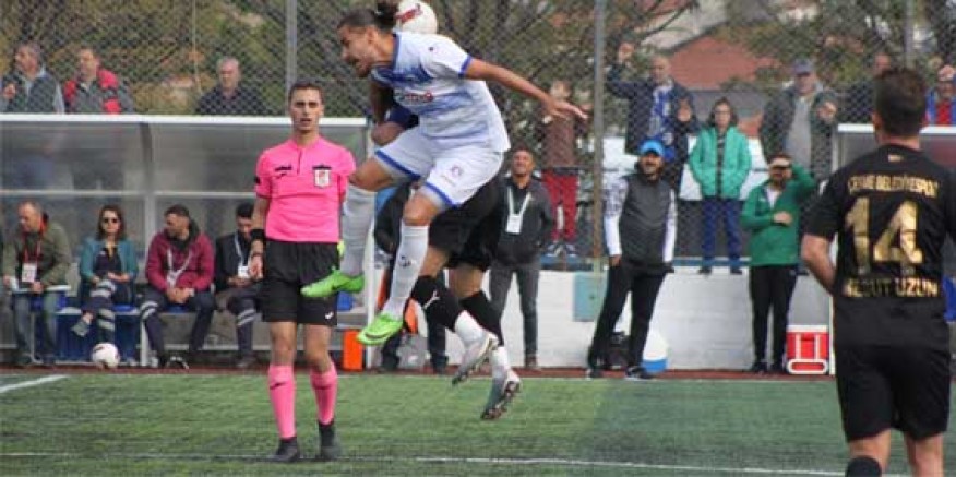 Çeşme Belediyespor deplasman maçından 1-1 beraberlikle döndü