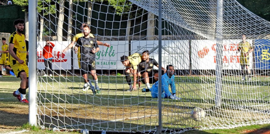 Çeşme Belediyespor grup lideri