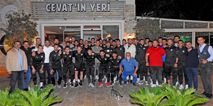 Çeşme Belediyespor, ilk maçı öncesinde moral yemeğinde ağırlandı