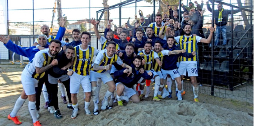 Çeşme'de yerel derbinin galibi Alaçatıspor