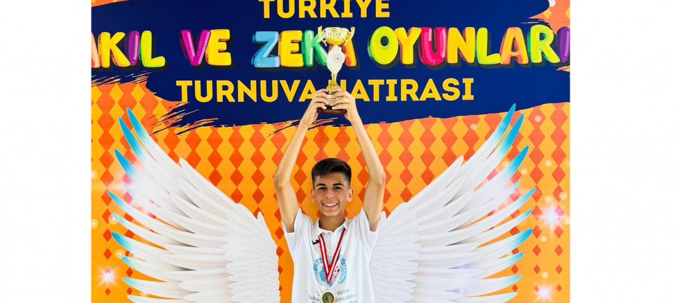 Çeşmeli terzinin torunundan Akıl ve Zeka Oyunları'nda büyük başarı