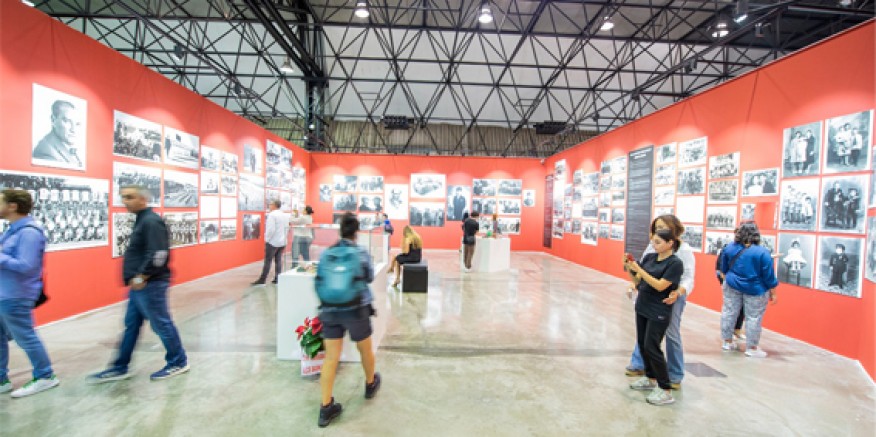 Cumhuriyet sevdalısı İzmir’de “Cumhuriyet’in 100’ü İzmir” sergisi açıldı