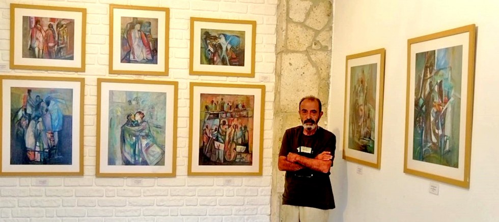 İLHAN DÜNDAR’IN “İNSANA DAİR” RESİM SERGİSİ ALAÇATI’DA SANATSEVERLERLE BULUŞTU