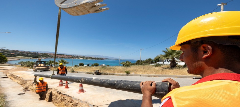 İzmir Büyükşehir Belediyesi Çeşme'nin içme suyu sorununa neşter vuruyor