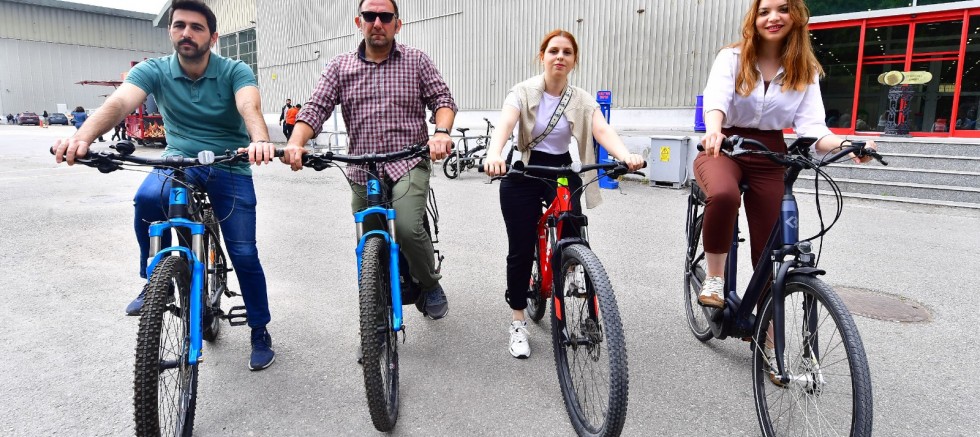 İzmir’de bisikletli kullanımı yaygınlaşıyor