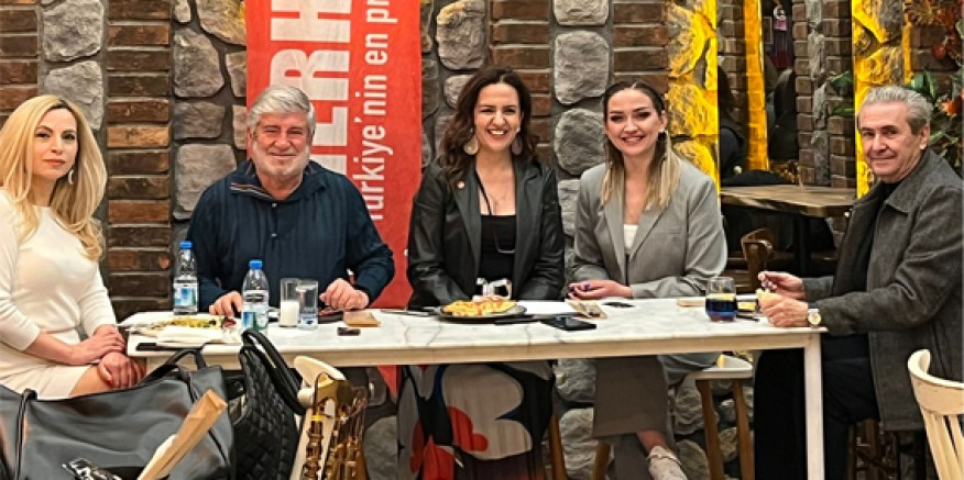 İzmirli İzmir Gibidir