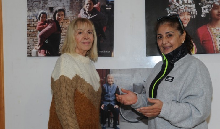 “Kadın Her Yerden, Her Renkten” sergisi açıldı