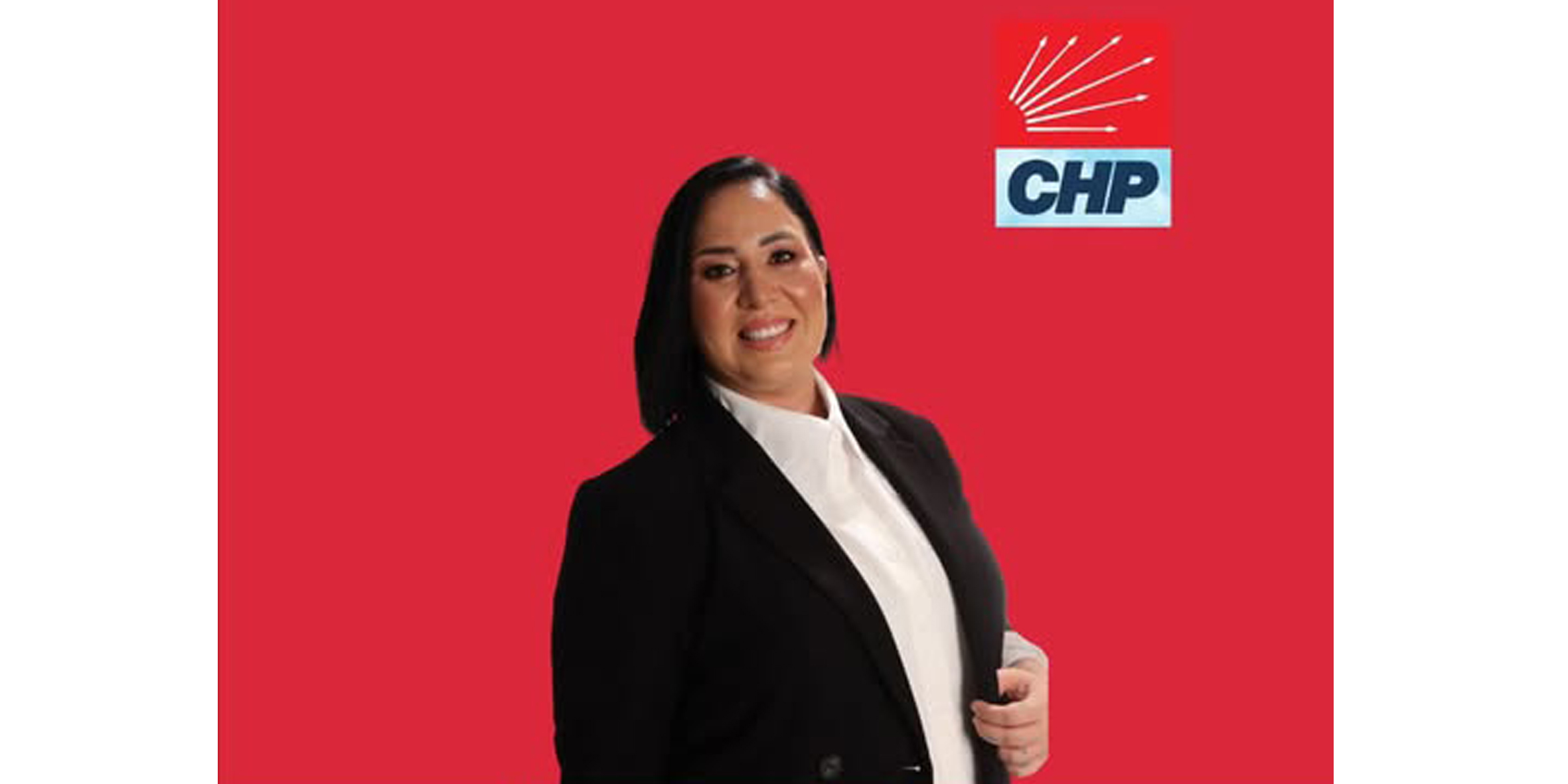 İzmir Barosu Çeşme Temsilcisi Av. Nadire Erol, CHP Çeşme İlçe Başkanlığına aday olduğunu açıkladı
