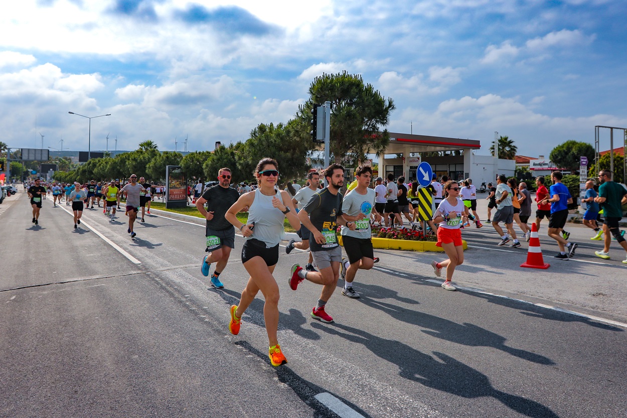 Salomon Çeşme Yarı Maratonu benzersiz bir deneyim sunacak
