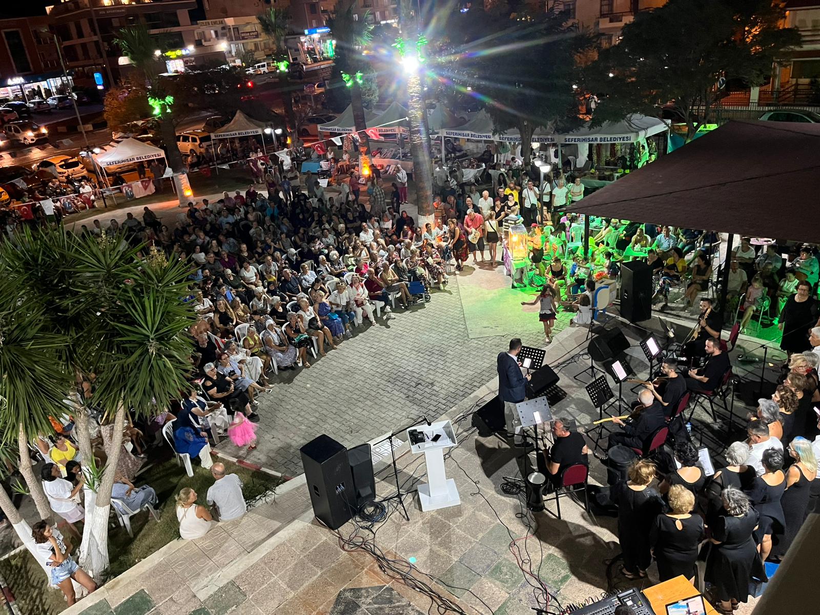 4. Ürkmez Kültür ve Sanat Festivali Başladı