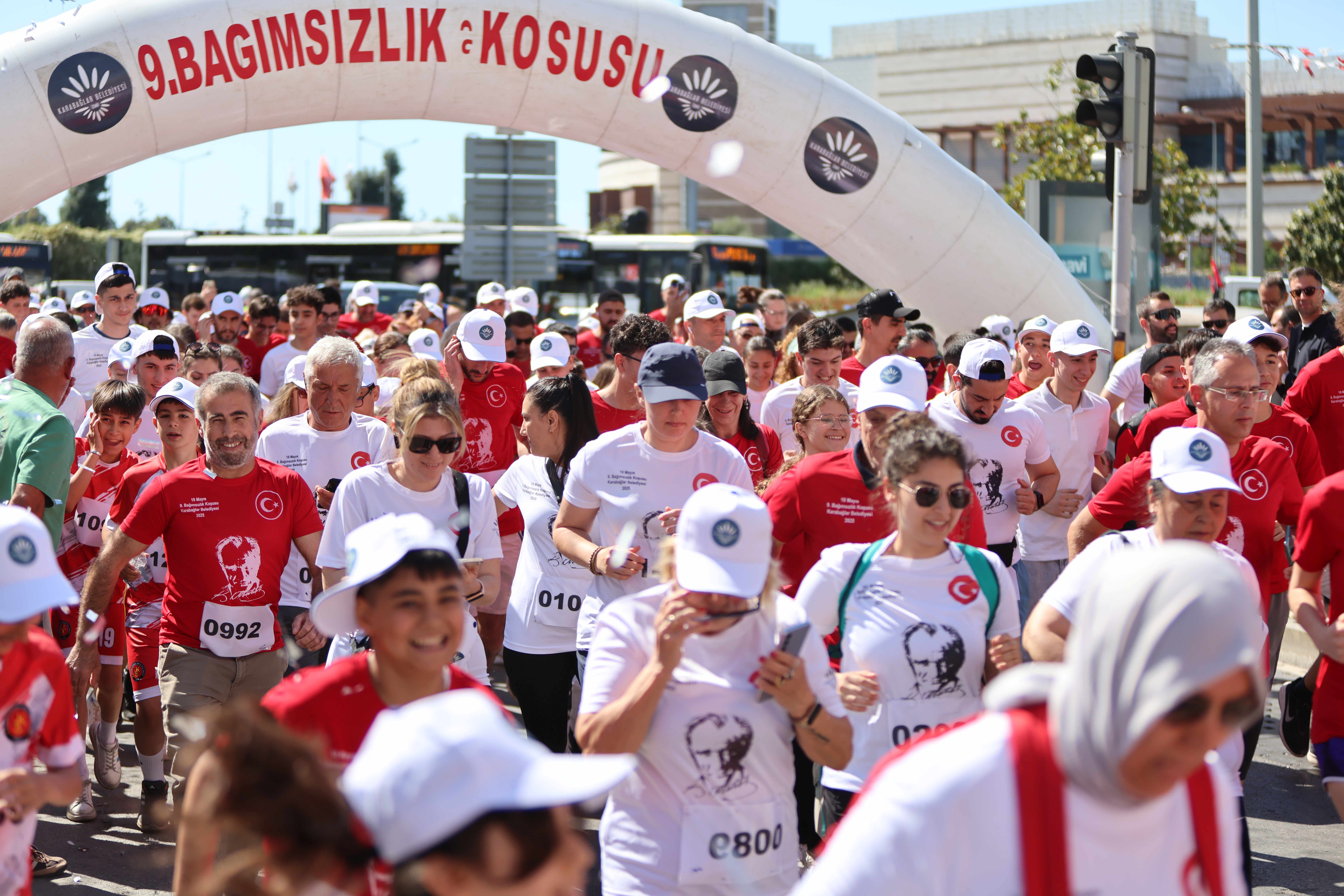PARA VERMEZSEN HİÇBİR ŞEY YOK