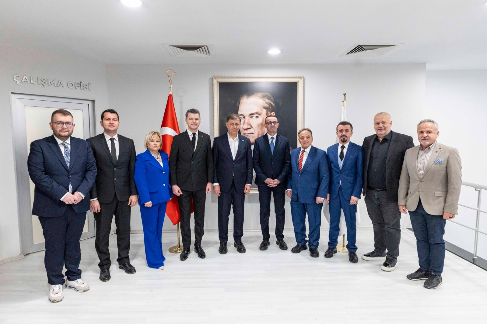 'CANIMIN İSTEDİĞİNİ ALIP YİYEMİYORUM!' DİYOR AYŞE HANIM